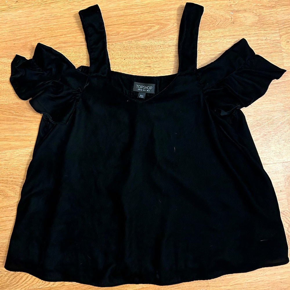 Size 0 Topshop off-the-shoulder black velvet top
